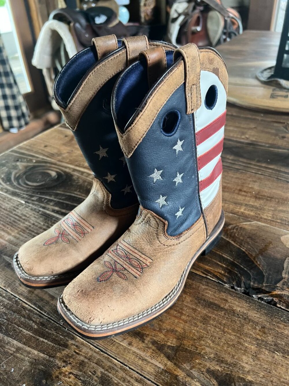 Cody James Boys' USA Flag Western Boots - Broad Square Toe Size 3 D - Picture 3 of 6